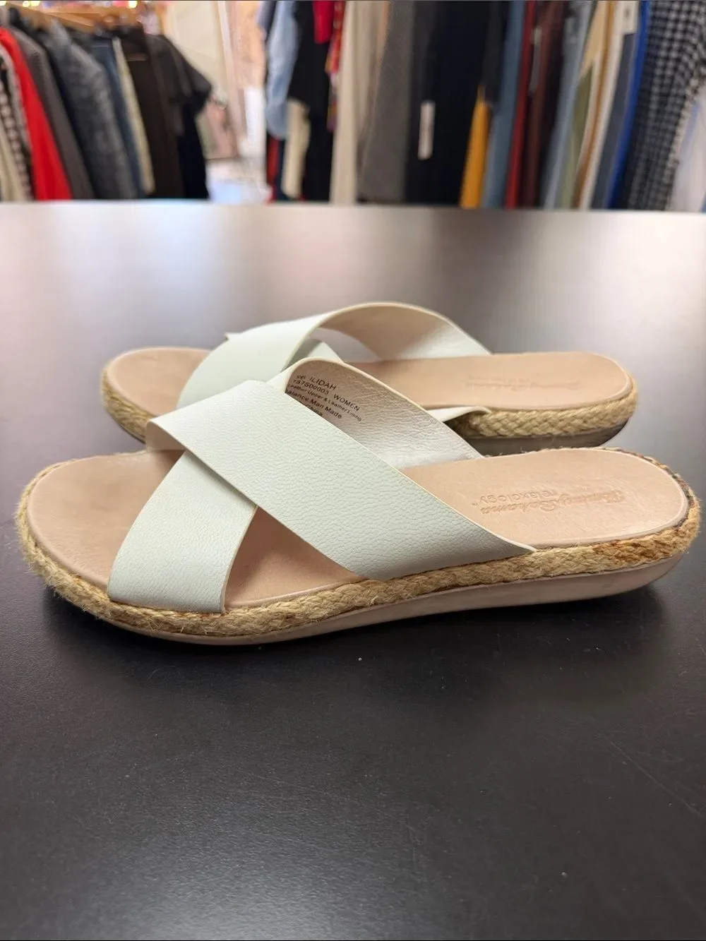 Tommy Bahama Cream Crisscross Espadrille Slide Sandals
